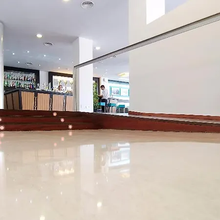 Hoposa Daina- Adults Only 4*