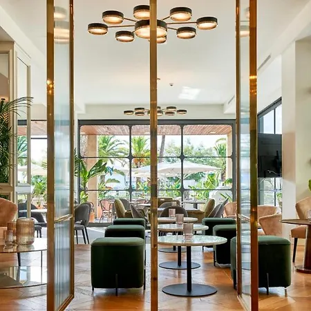 Hoposa Daina- Adults Only 4*