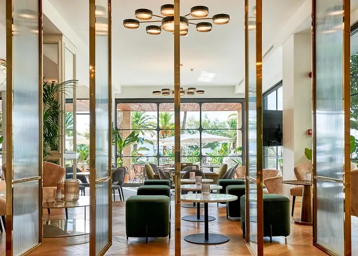 Hoposa Daina- Adults Only 4*