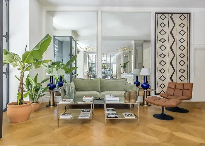 Hoposa Daina- Adults Only 4*