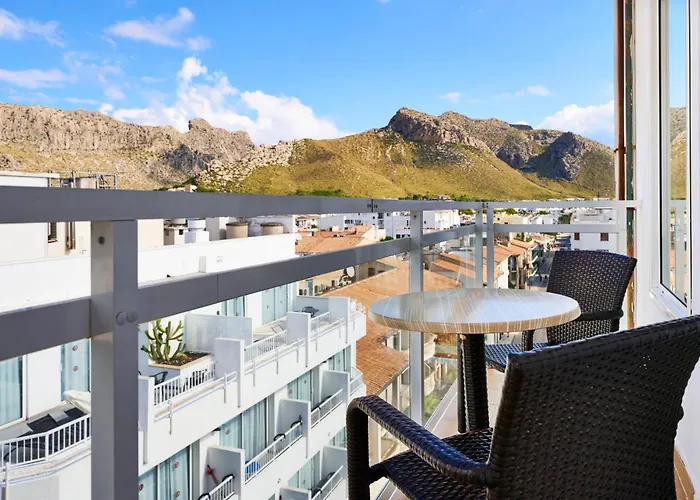 Hoposa Daina- Adults Only Порт-де-Польєнса