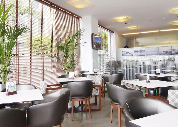 Hoposa Daina- Adults Only Готель 4*