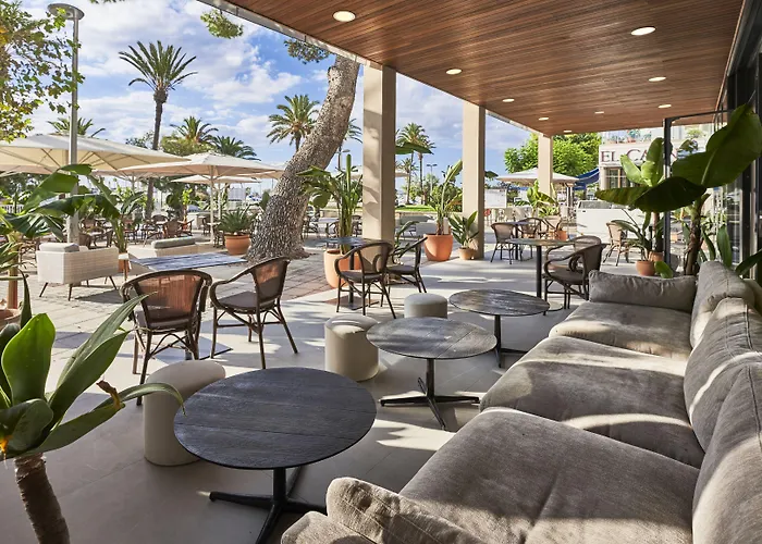 Hoposa Daina- Adults Only 4*