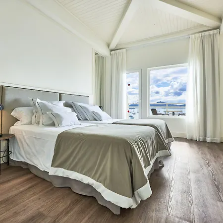 Hoposa Daina- Adults Only 4*